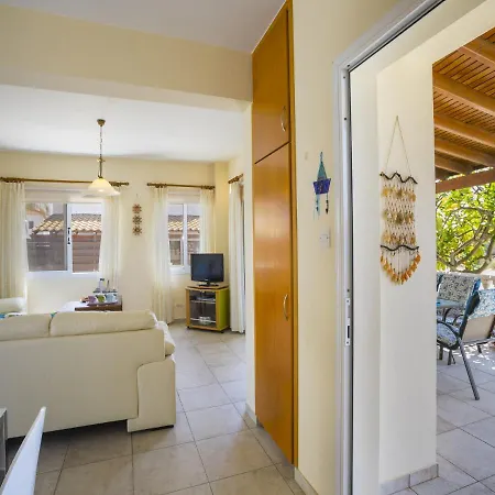 At Last You Can Rent The Perfect Luxury Minutes From The Beach, Protaras 1437 Vila Paralimni