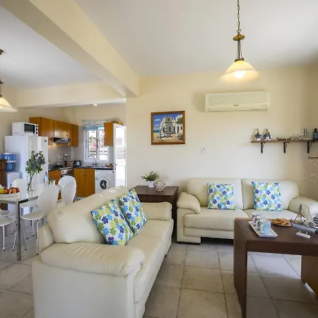 Villa At Last You Can Rent The Perfect Luxury Minutes From The Beach, Protaras 1437