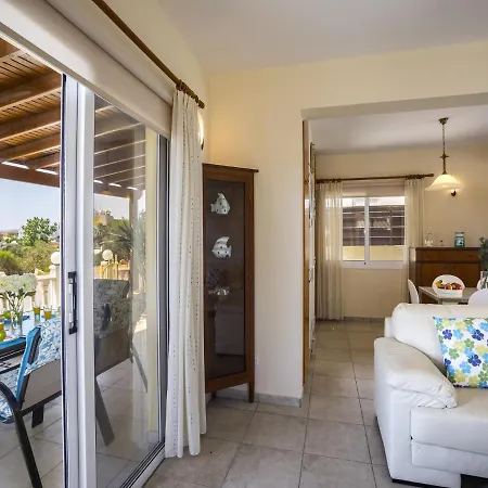 Villa At Last You Can Rent The Perfect Luxury Minutes From The Beach, Protaras 1437