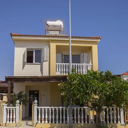 Villa At Last You Can Rent The Perfect Luxury Minutes From The Beach, Protaras 1437 *